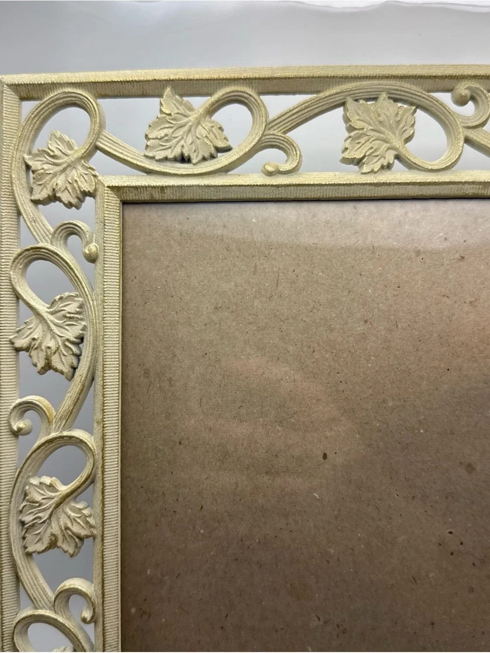 Vintage Filigree Leaf Picture Photo Frame 8x10 Cream Gold Metal Ornate